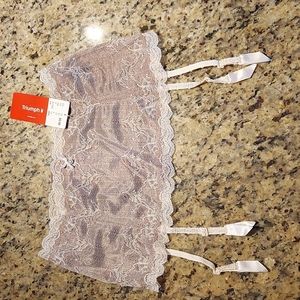 New Triumph garter, size Medium